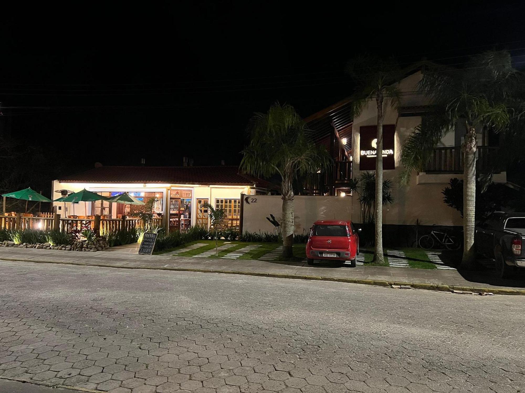 Pousada Buena Onda - Garopaba-Sc - 50M Da Praia Buitenkant foto